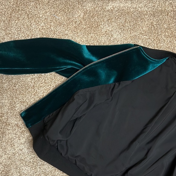 Vintage Green Bomber Jacket - Picture 9 of 11